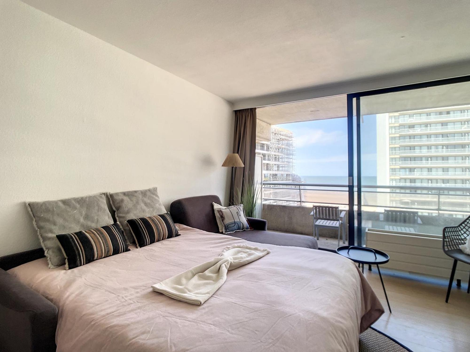 Appartement Royal Ascot Q7 Met Terras En Zeezicht Op Toplocatie