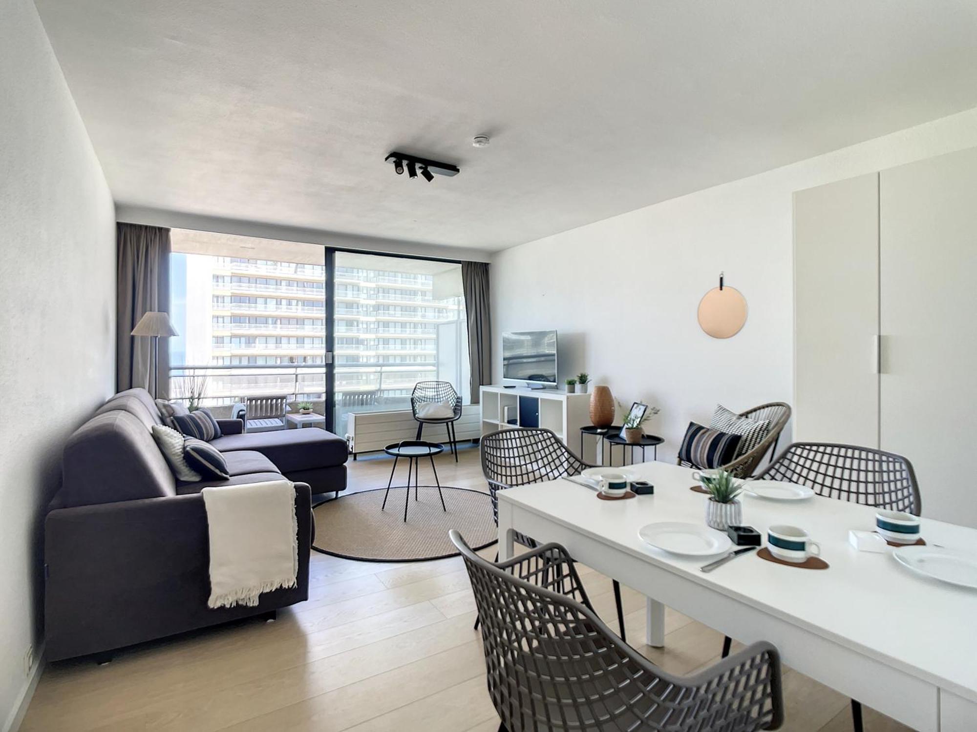 Appartement Royal Ascot Q7 Met Terras En Zeezicht Op Toplocatie